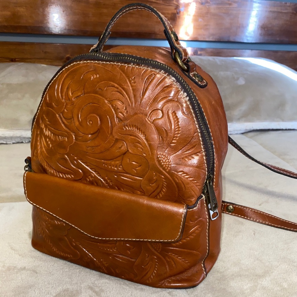 Patricia Nash tooled leather backpack purse